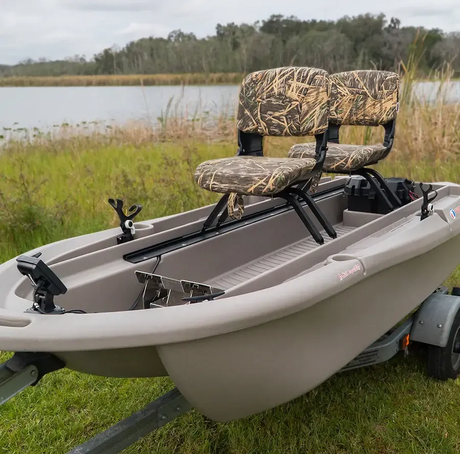 Twin Troller X10 Deluxe small electric fishing boat